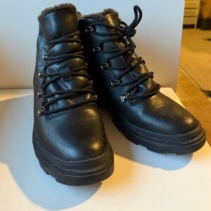 Naturalizer Women's Lace-Up Boots